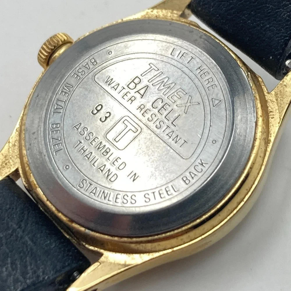 Vintage Timex Womens Watch 22mm Gold Tone Linen Dial Date New Battery SMALL 7.5